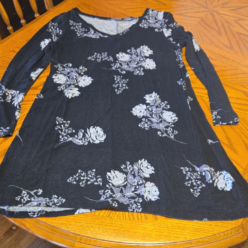 SO Black and Gray Floral Long Sleeve Dress